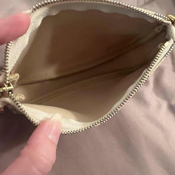 Louis Vuitton Mini Pochette Damier Azure - Picture 4 of 8